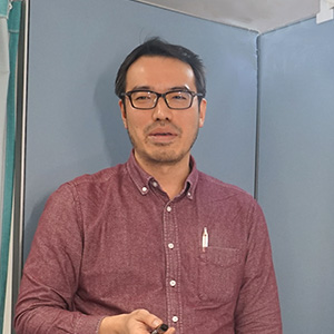 英語講師　石丸流治