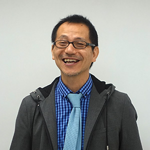 英語講師　佐藤浩美